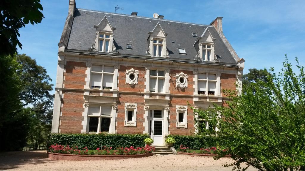Chambres D'Hotes Du Haras De Coddes Cercy-la-Tour Esterno foto